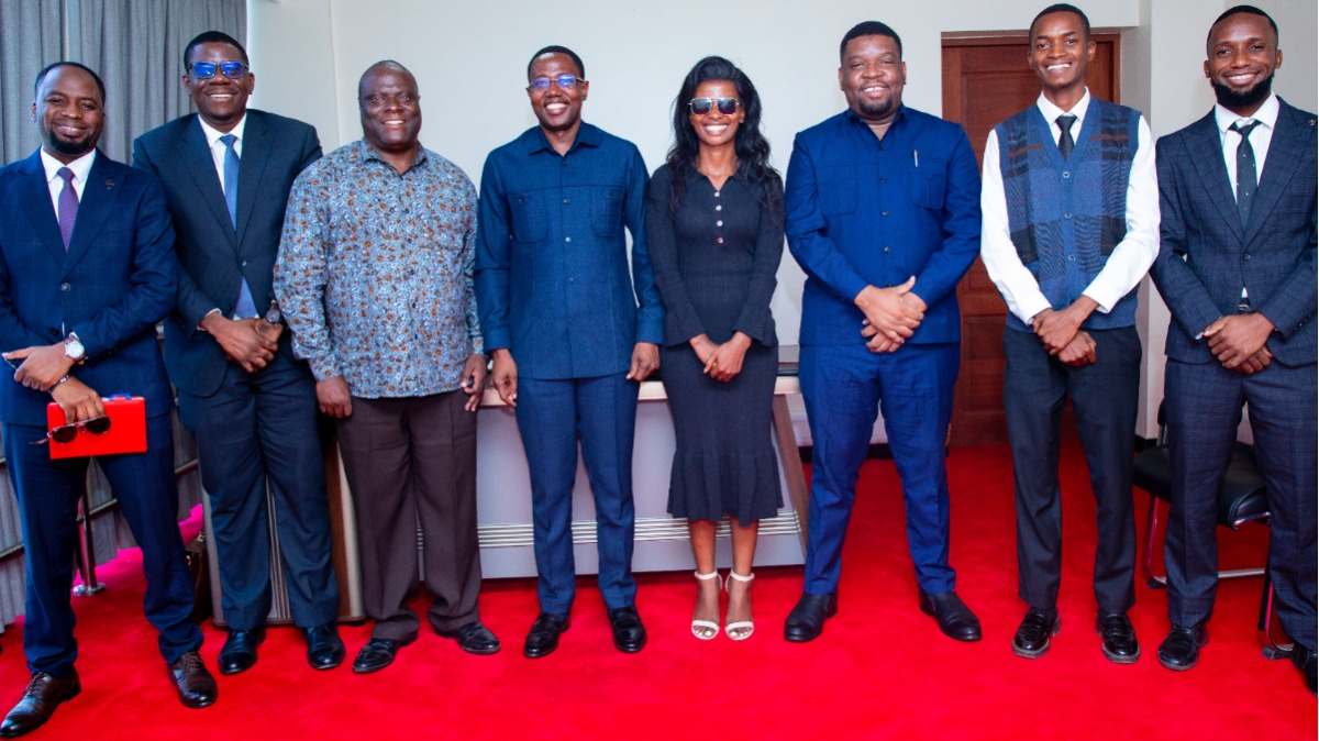 Waziri Nanauka Akutana na Kikundi cha Youth Connect Kujadili Mawazo Chanya ya Ujenzi wa Taifa