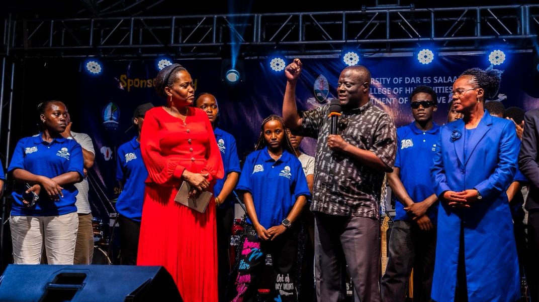 VIJANA WANAOSOMA MASOMO YA SANAA WAASWA KUTOKATA TAMAA