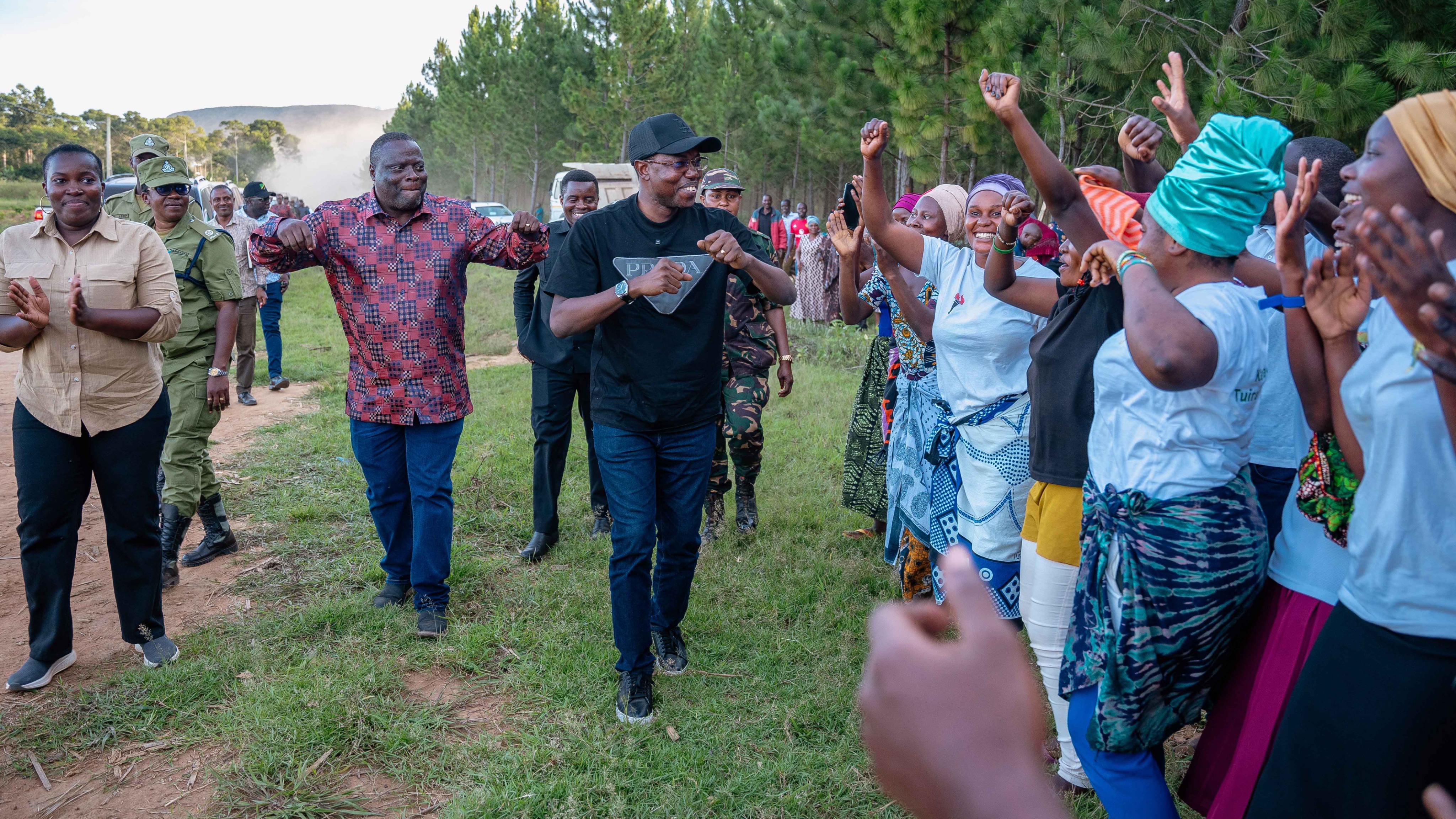 Vijana wa Muleba Wako Uso kwa Uso na Waziri wa Maendeleo ya Vijana